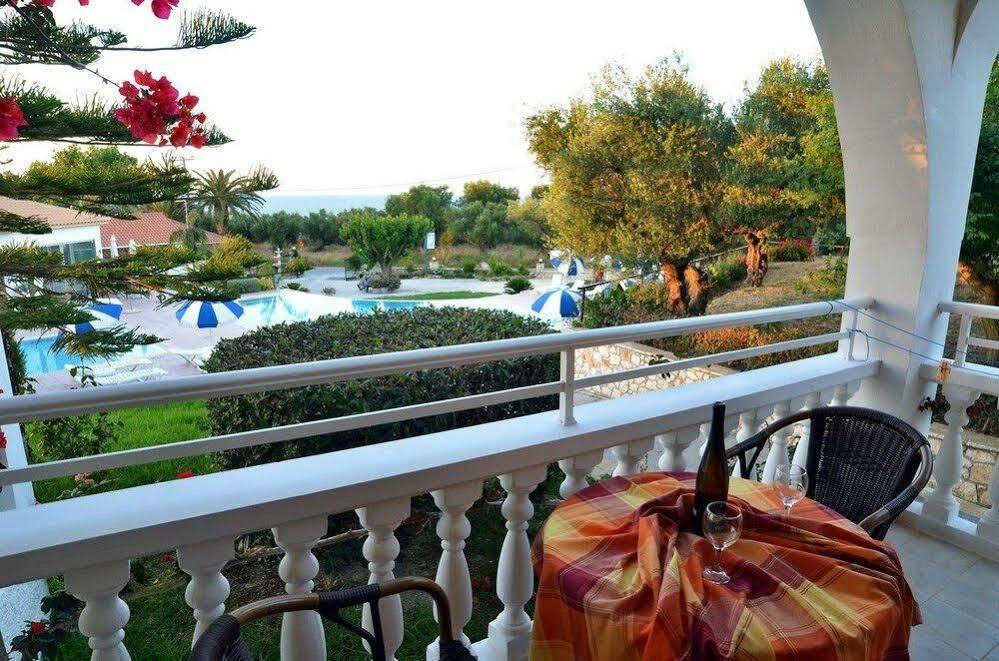 Ionian Aura Aparthotel Tsilivi  Exterior photo